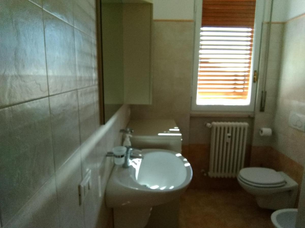 Ferienwohnung Miralago Casa Vacanze Mandello del Lario Exterior foto