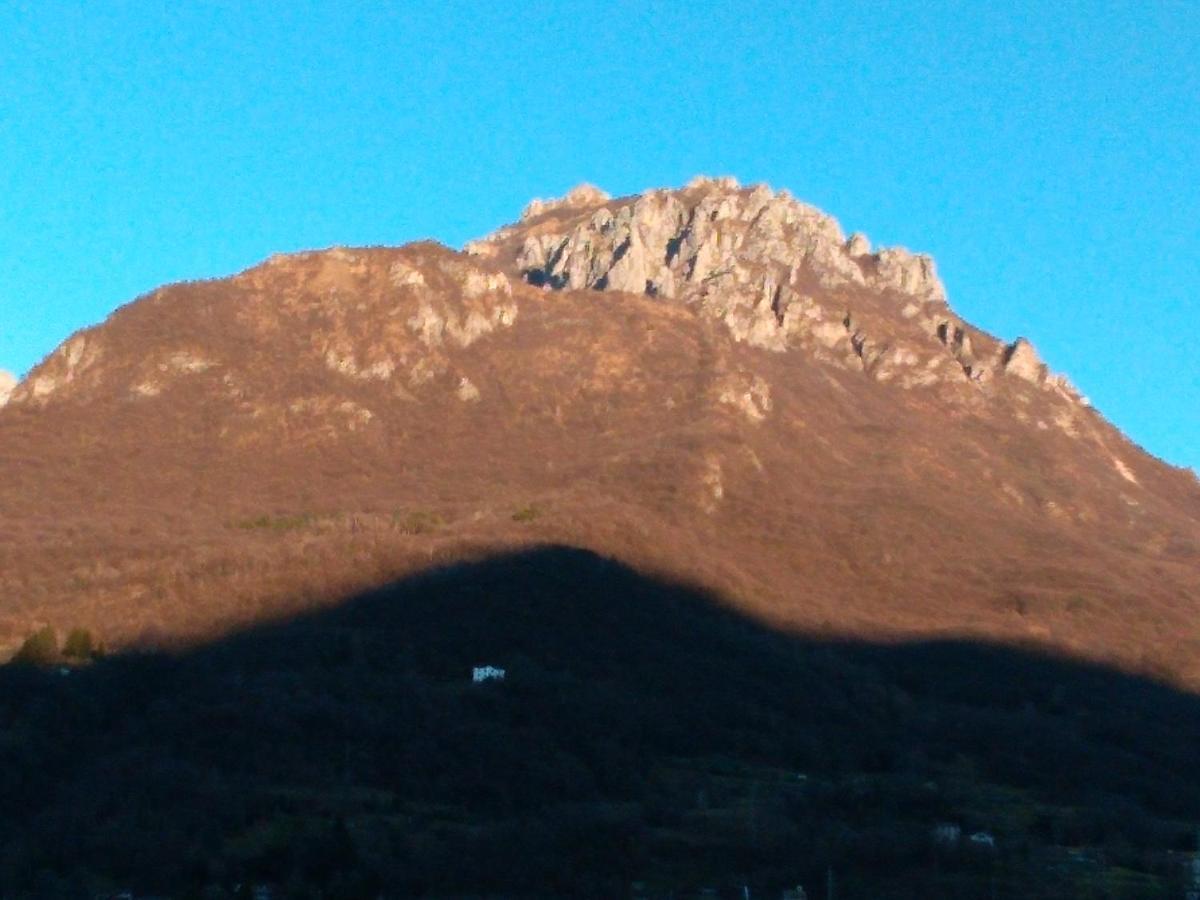 Ferienwohnung Miralago Casa Vacanze Mandello del Lario Exterior foto