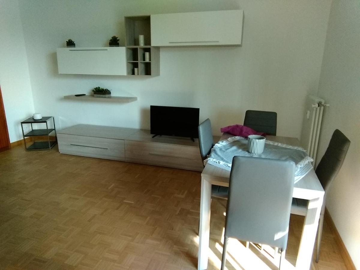 Ferienwohnung Miralago Casa Vacanze Mandello del Lario Exterior foto